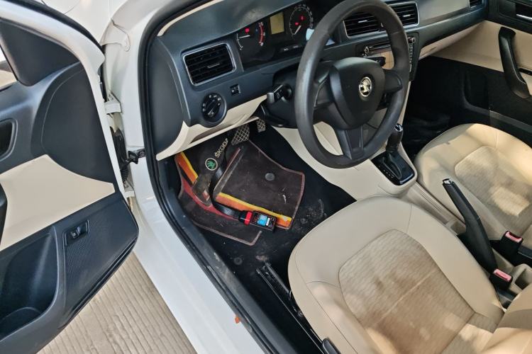 TDK.VehicleDetails.img