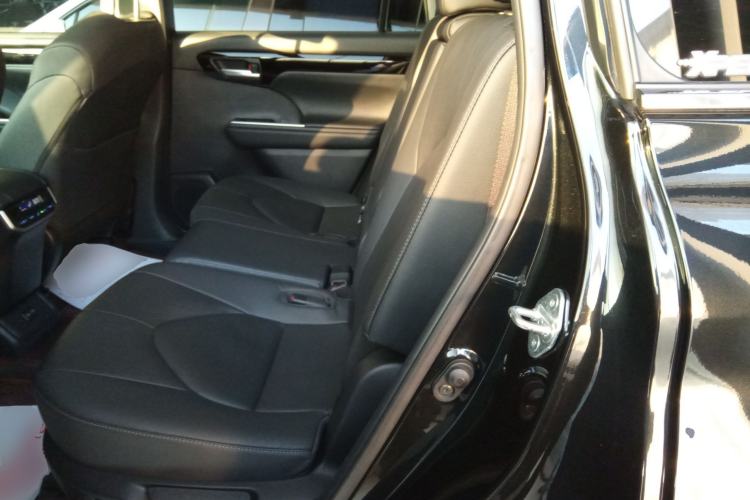 Used Toyota Highlander 2022 Dual-Engine 2.5L Four-Wheel Drive Prestige Version 7 Seats