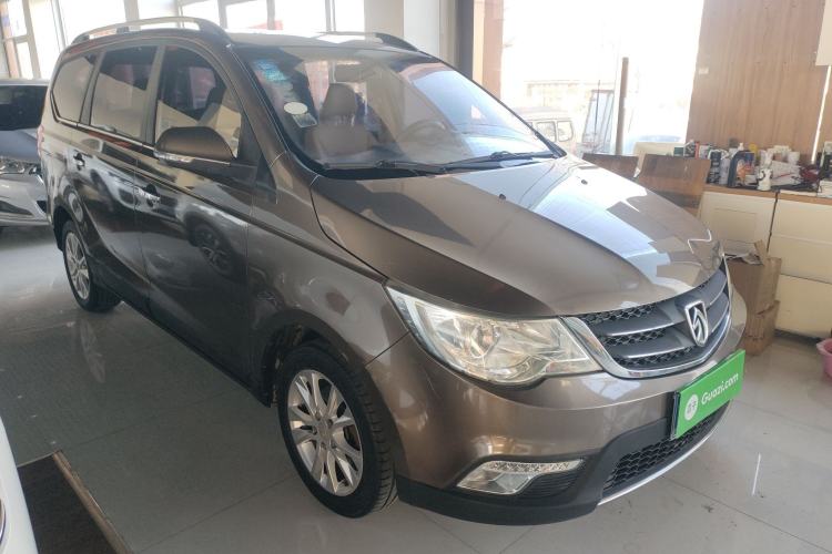 Used Baojun 730 2014 1.5L Manual Luxury Navigation ESP Version 7 Seats
