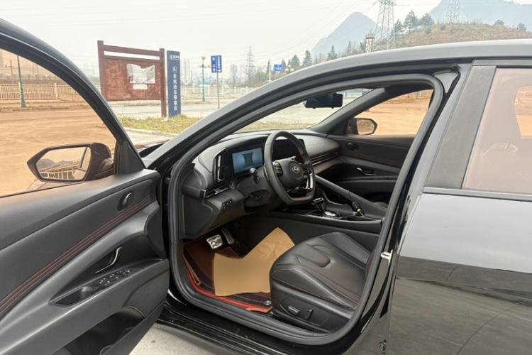 Used Hyundai Elantra 2021 240TGDi DCT TOP Flagship Edition
