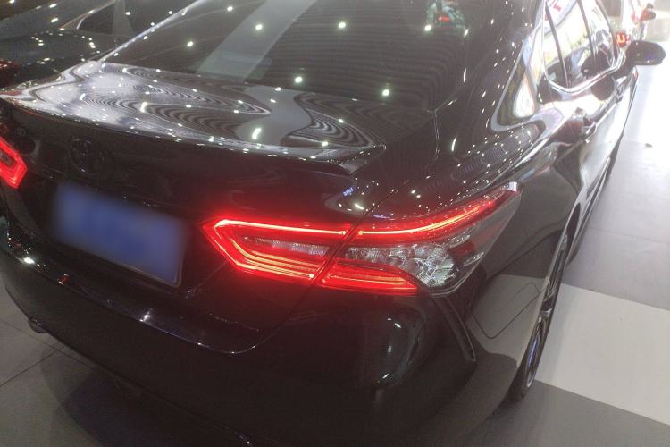 Used Toyota Camry 2023 2.0S Knight Edition
