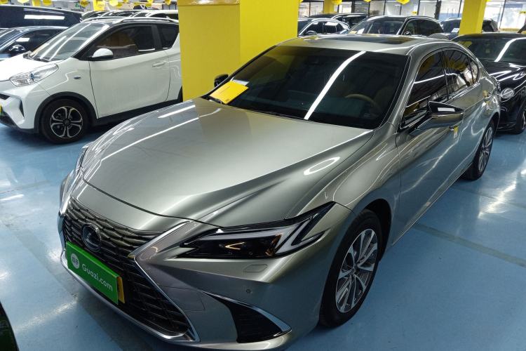 Used Lexus ES 2025 200 Premium Edition