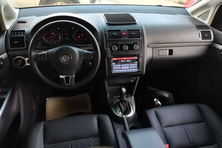 Used Volkswagen Touran 2015 1.4T DSG Comfort Edition 5 Seats