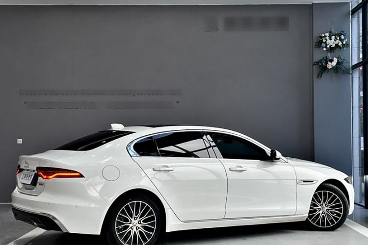 Used Jaguar XEL 2020 2.0T 200 PS S Advanced Elegance Edition
