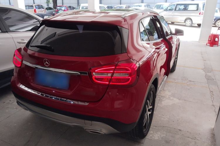 Used Mercedes-Benz GLA 2015 GLA 200 Fashion Model