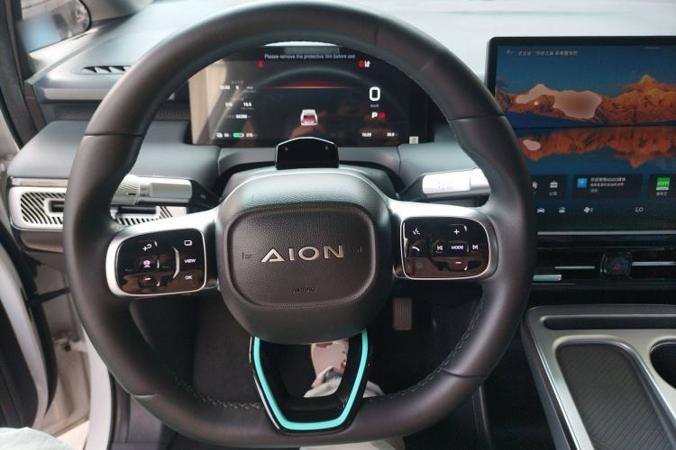 Used AION Y 2022 Plus 70 Tech Edition
