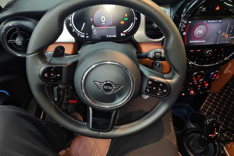 Used MINI MINI 2022 2.0T COOPER S Artist