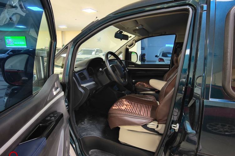 Used FORTHING Lingzhi 2022 M5L 1.6L Utility Model 7 Seats