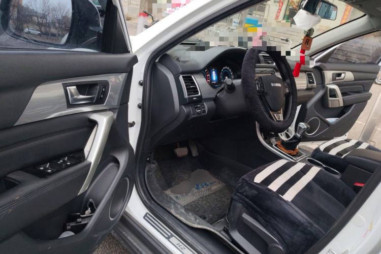 Used Haval H2 2017 Red-Label 1.5T Automatic Two-Wheel Drive Luxury Model
