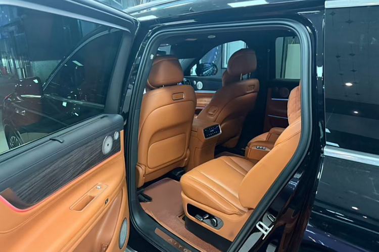 Used Hima AITO M9 2024 Range-Extended Ultra Version 52 kWh 6-Seater Model
