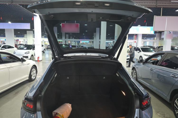 Used Volkswagen Lamando 2023 Lavida L 280TSI DSG Cool & Spicy Edition