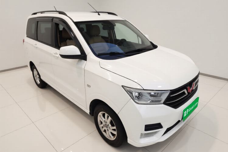 Used Wuling Hongguang 2019 1.5L S Comfort Edition China VI LAR