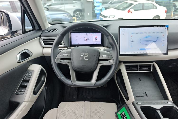 Used BYD Yuan UP 2025 Intelligent Driving Version 401 km Beyond-Range Edition