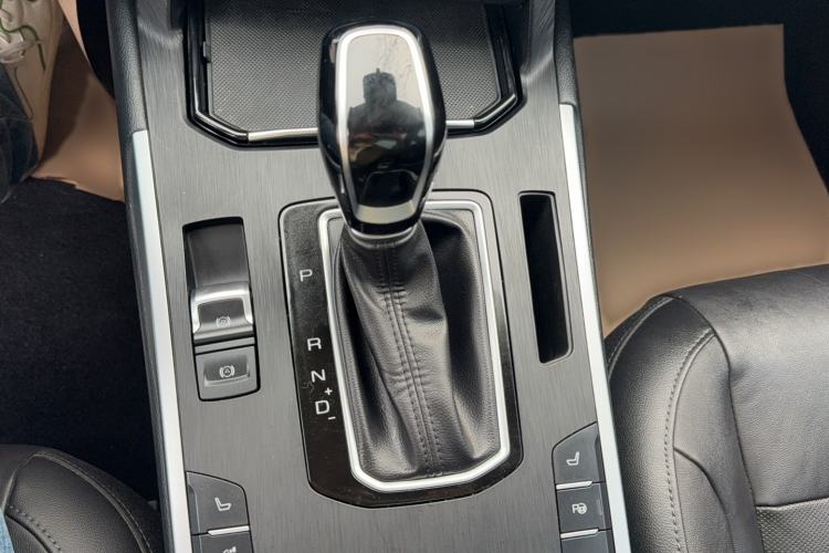 Used Wey VV5 2017 2.0T Flagship Edition
