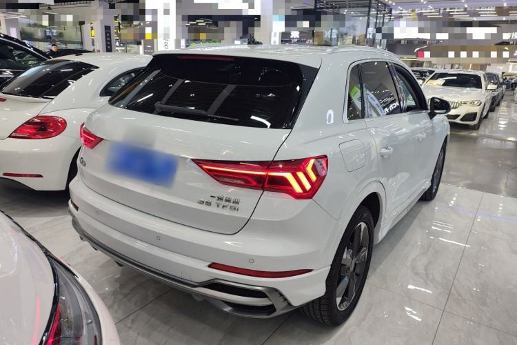 Used Audi Q3 2020 35 TFSI Fashion Dynamic Model
