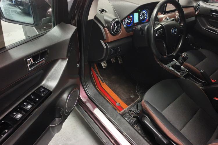 Used  Q25 2016 1.5L Manual Lehui Edition