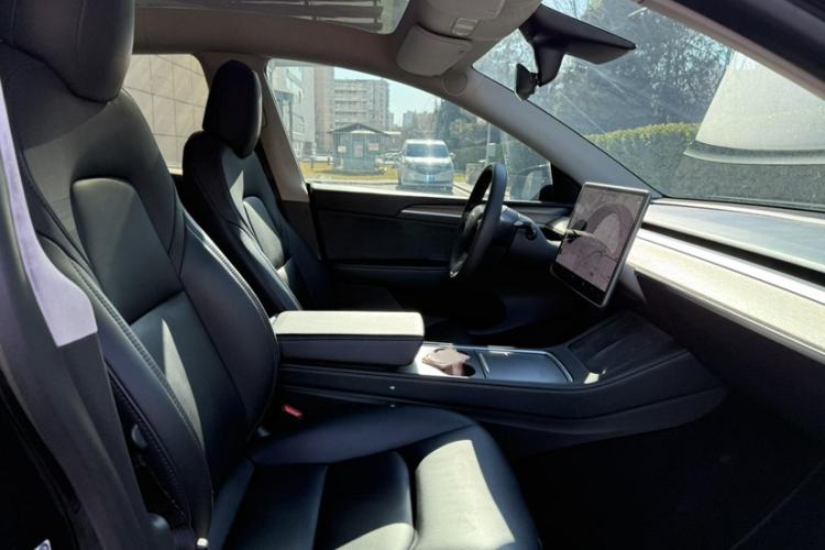 Used Tesla Model Y 2021 Standard Range Rear-Wheel Drive Version
