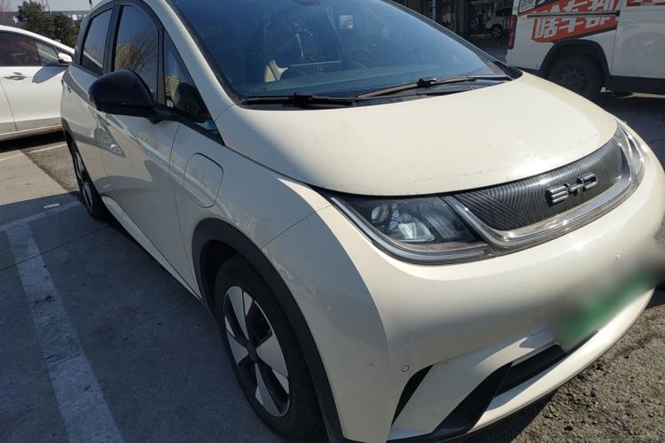 Used BYD Dolphin 2023 420 km Fashion Edition
