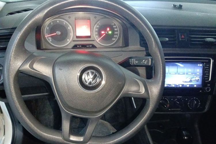 Used Volkswagen Santana 2016 1.6L Automatic Fashion Edition
