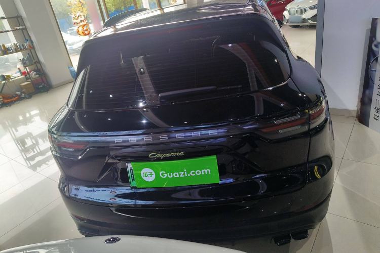 Used Porsche Cayenne 2022 Cayenne E-Hybrid 2.0T Platinum Edition
