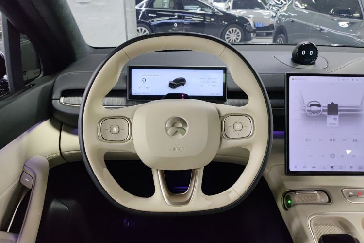 Used Nio ES6 2023 75 kWh
