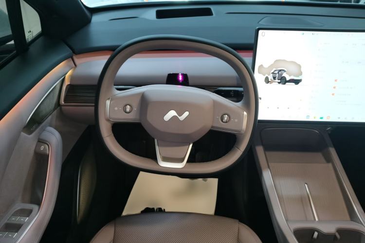 Used ONVO L60 2024 60 kWh Rear-Drive Version
