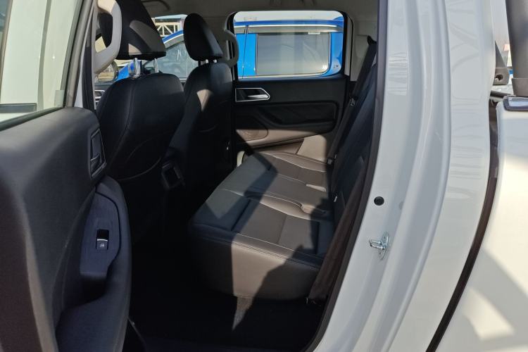 Used Great Wall Poer 2023 2.0T Commercial Version Automatic Diesel Two-Wheel Drive Elite Trim with Long Bed – GW4D20M
