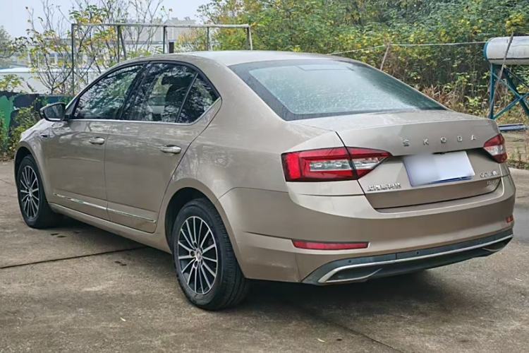 Used Skoda Octavia 2019 TSI230 DSG SmartDrive Luxury Edition China VI
