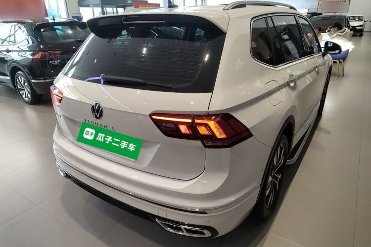 Used Volkswagen Tiguan L 2024 Outstanding Model 330TSI Automatic Two-Wheel Drive R-Line Dragon Glory Edition