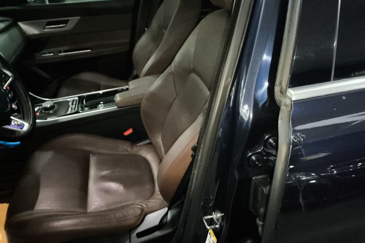 Used Jaguar XFL 2019 XFL 2.0T 250 PS Two-Wheel-Drive Luxury Edition
