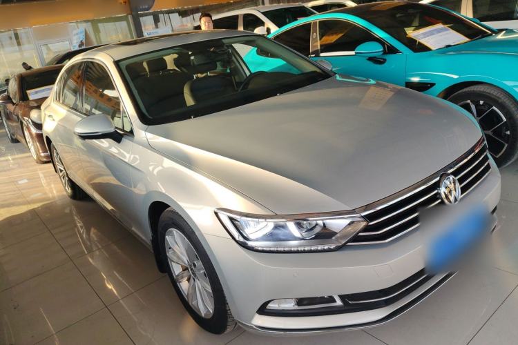 Used Volkswagen Magotan 2019 330TSI DSG Leading Model China VI Standard
