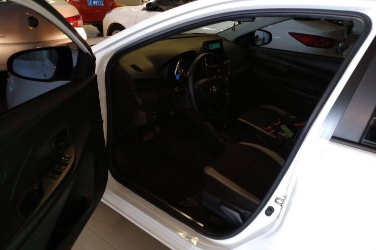 Used Toyota YARiS L 2021 1.5L CVT Leading Edition
