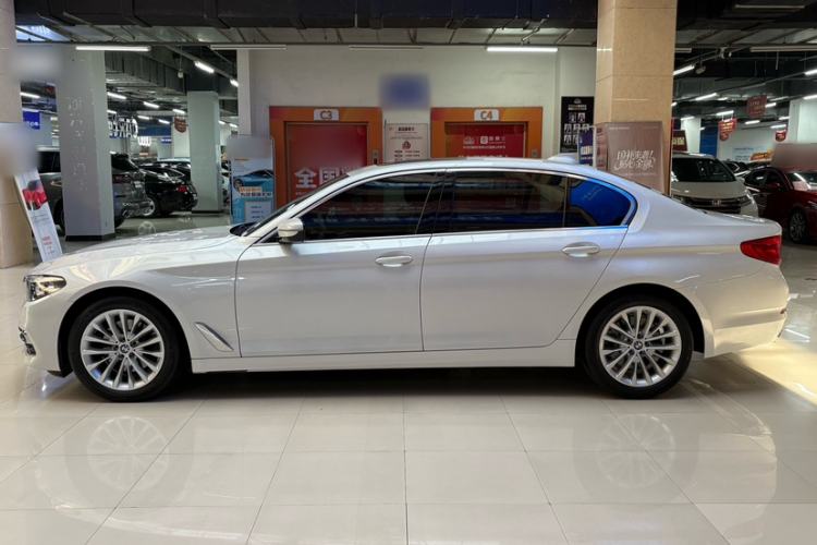 Used BMW 5 Series 2020 525Li Luxury Package
