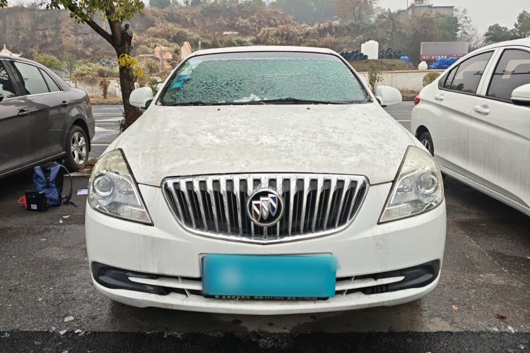 Used Buick Excelle 2015 1.5L Manual Classic Trim
