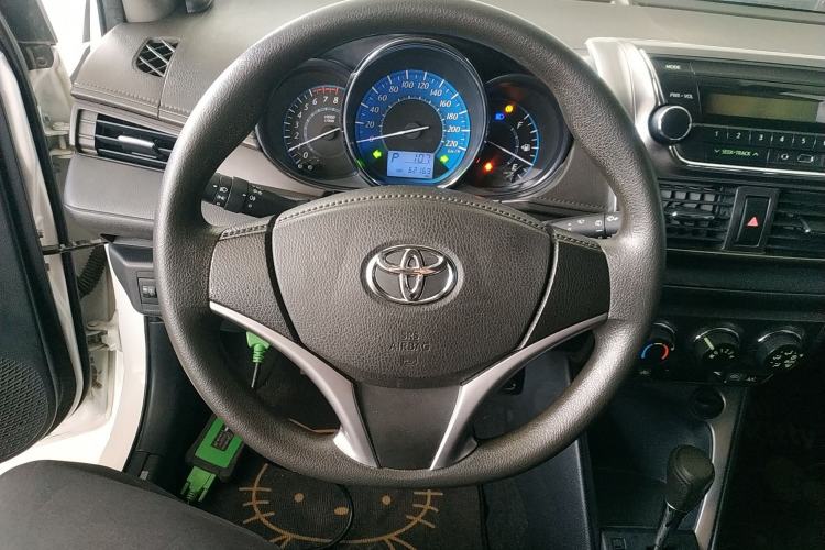 Used Toyota YARiS L 2015 1.5E Automatic Charm Edition