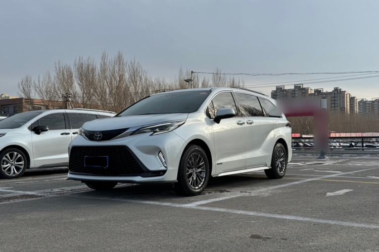 Used Toyota Granvia 2023 2.5L Hybrid Comfort Edition