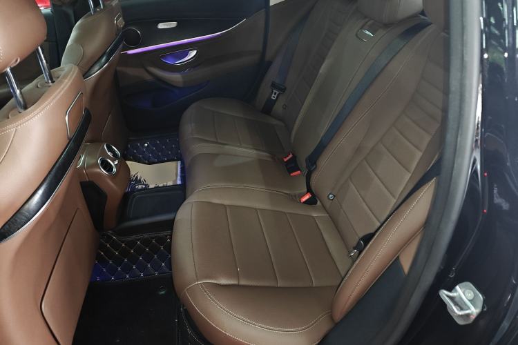 Used Mercedes-Benz E-Class 2019 E 300 L Sporty and Stylish Model