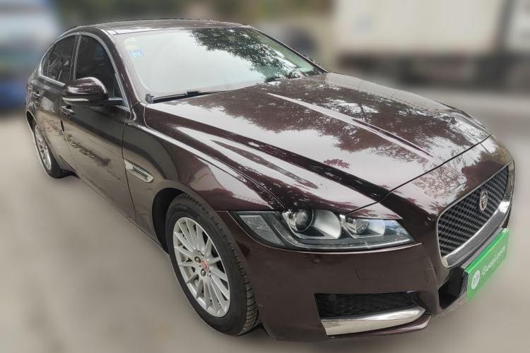 Used Jaguar XF 2016 XF 2.0T Two-Wheel-Drive Luxury Edition

