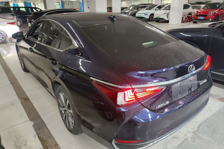 Used Lexus ES 2020 200 Excellence Edition
