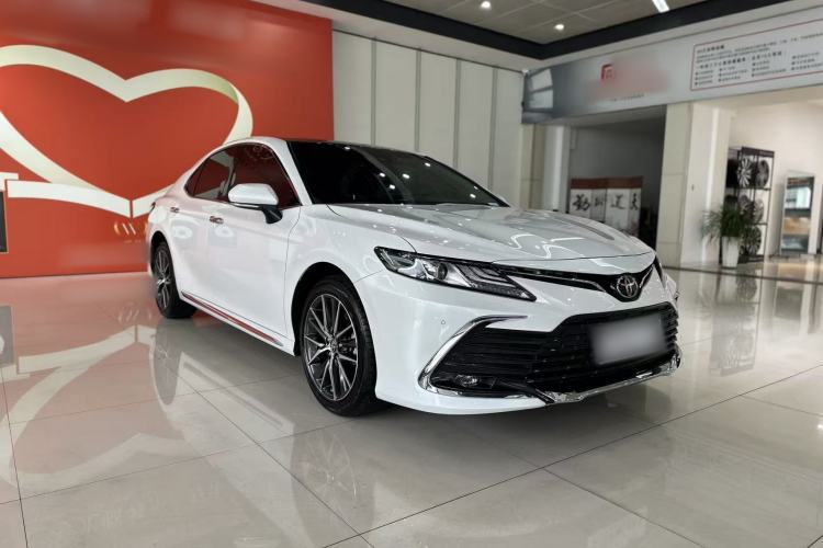 Used Toyota Camry 2023 2.5G Luxury Edition

