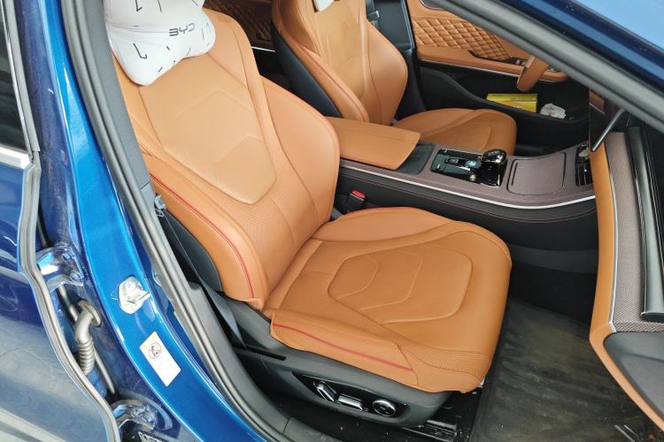 Used BYD Han 2022 DM-i 121KM Prestige Model
