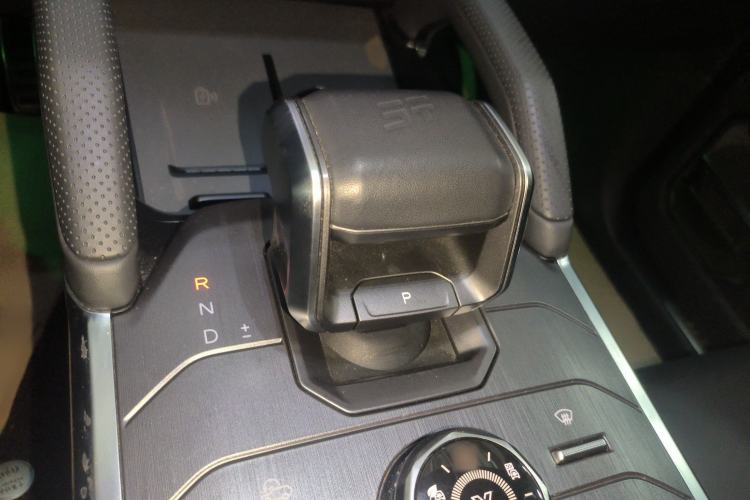 Used JETOUR Traveler 2023 2.0T All-Wheel Drive CrossPRO+