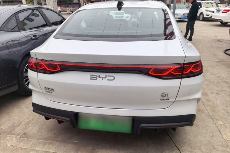 Used BYD Qin L 2025 DM-i Smart Drive 120KM Leading Model