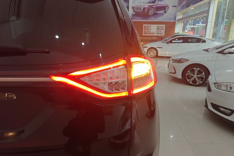 Used Ford Edge 2016 EcoBoost 245 Two-Wheel-Drive Titanium 7-Seater
