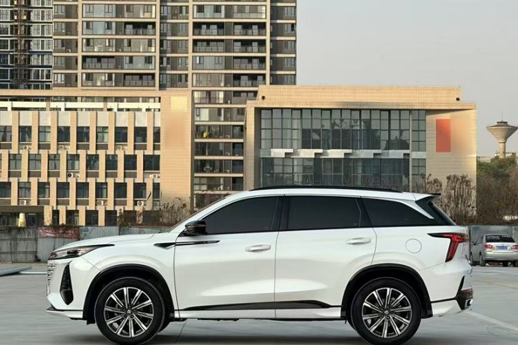 Used Changan CS75 PLUS 2024 3rd Generation Champion Edition 1.5T Intelligent Drive Dynamic Model