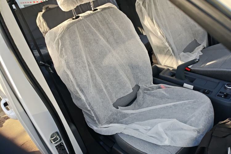 Used Wuling Yangguang 2024 300KM Comfort Version Passenger Van 75kW