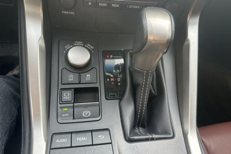 Used Lexus NX 2015 200T All-Wheel-Drive Fēngshàng Edition
