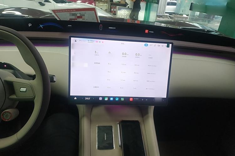 Used  YU7 2025 Ultra-Long Range Rear-Wheel Drive Version
