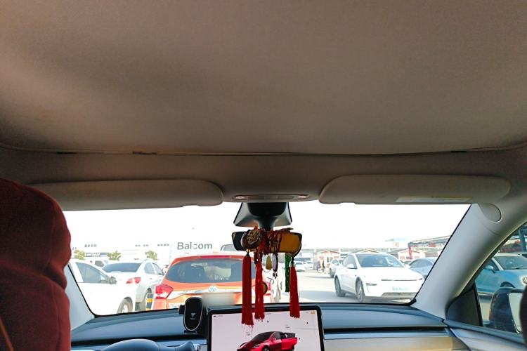 Used Tesla Model Y 2022 Rear-Wheel-Drive Version
