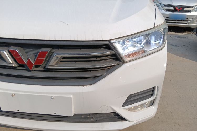 Used Wuling Hongguang 2018 1.5L S Comfort Model L2B
